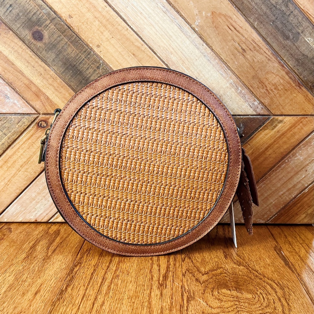 Simply Noelle Round Canteen Crossbody in Teak